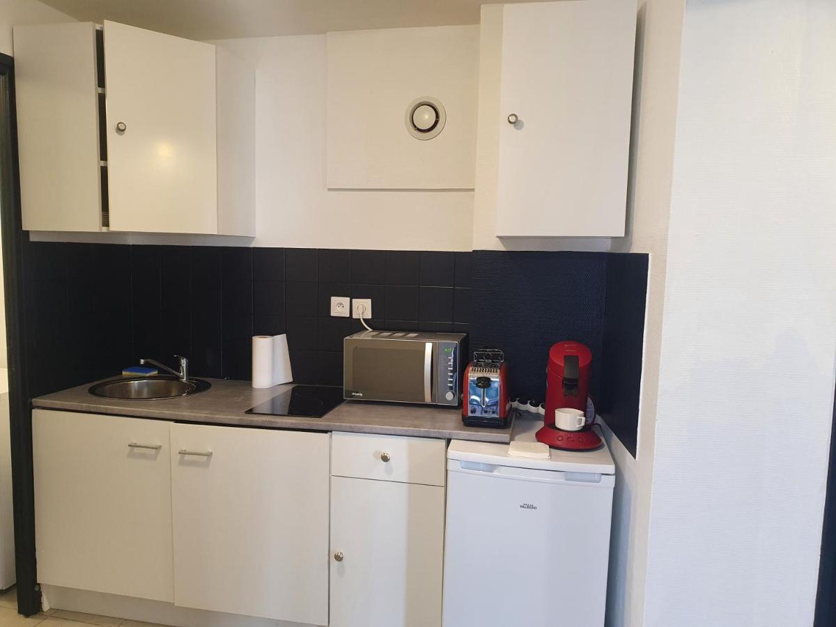 Firas Appartement Valenciennes Exteriör bild