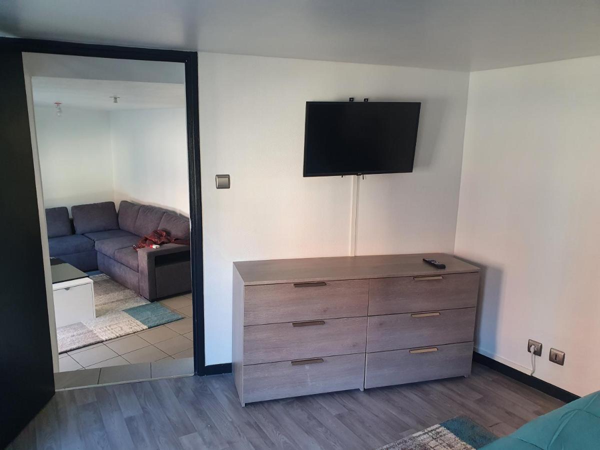 Firas Appartement Valenciennes Exteriör bild